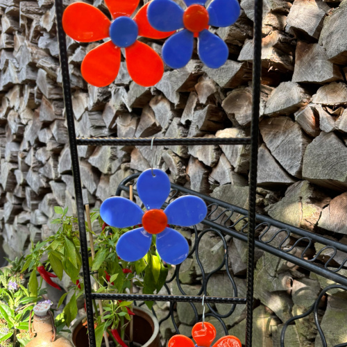 Blumen Anhänger klein orange/blau