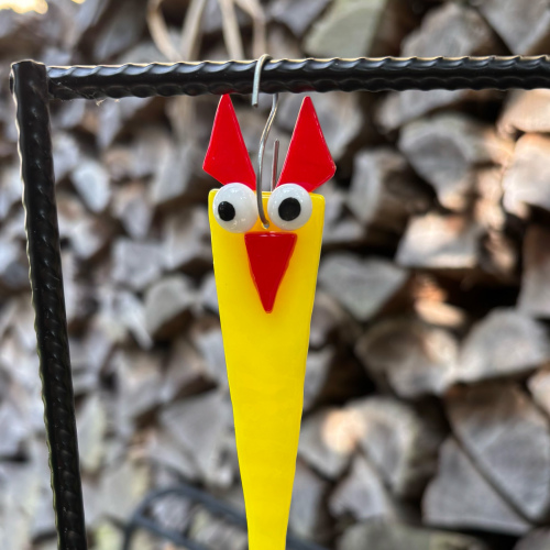 Schräger Vogel Anhänger gelb